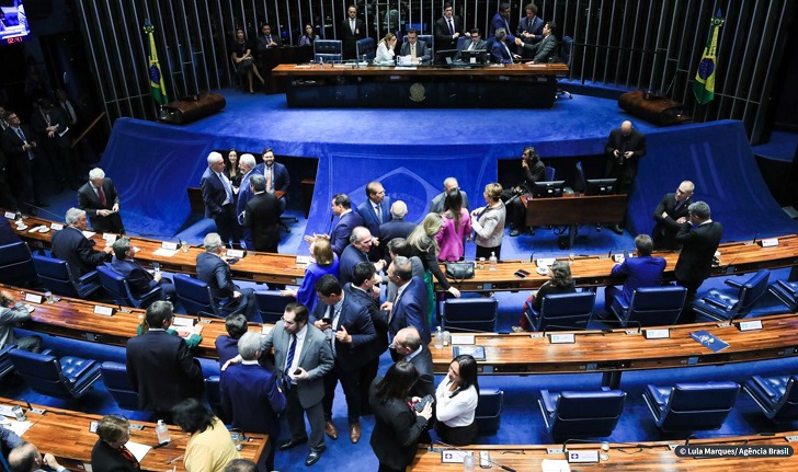 Oposição no Senado reúne 41 apoios a pedido de impeachment contra Alexandre de Moraes, mas processo depende de Alcolumbre