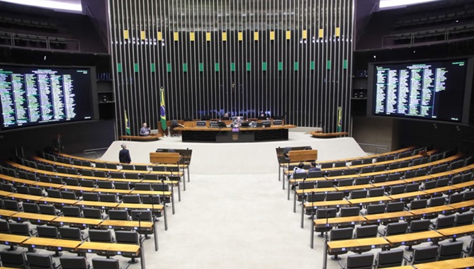 Governo Lula libera R$ 1,5 bilhão em emendas na semana em que sofre derrota no Congresso